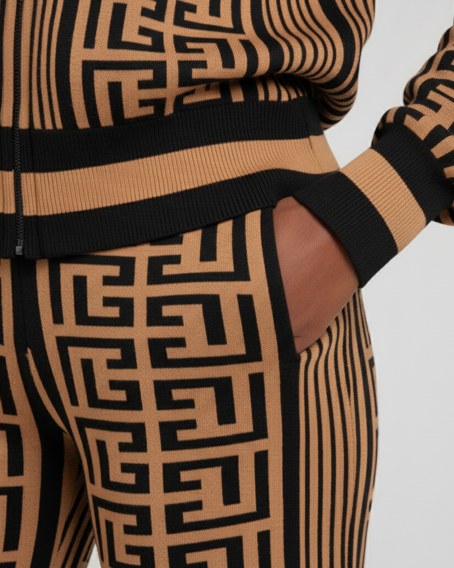 GEOMETRIC HOODIE SET