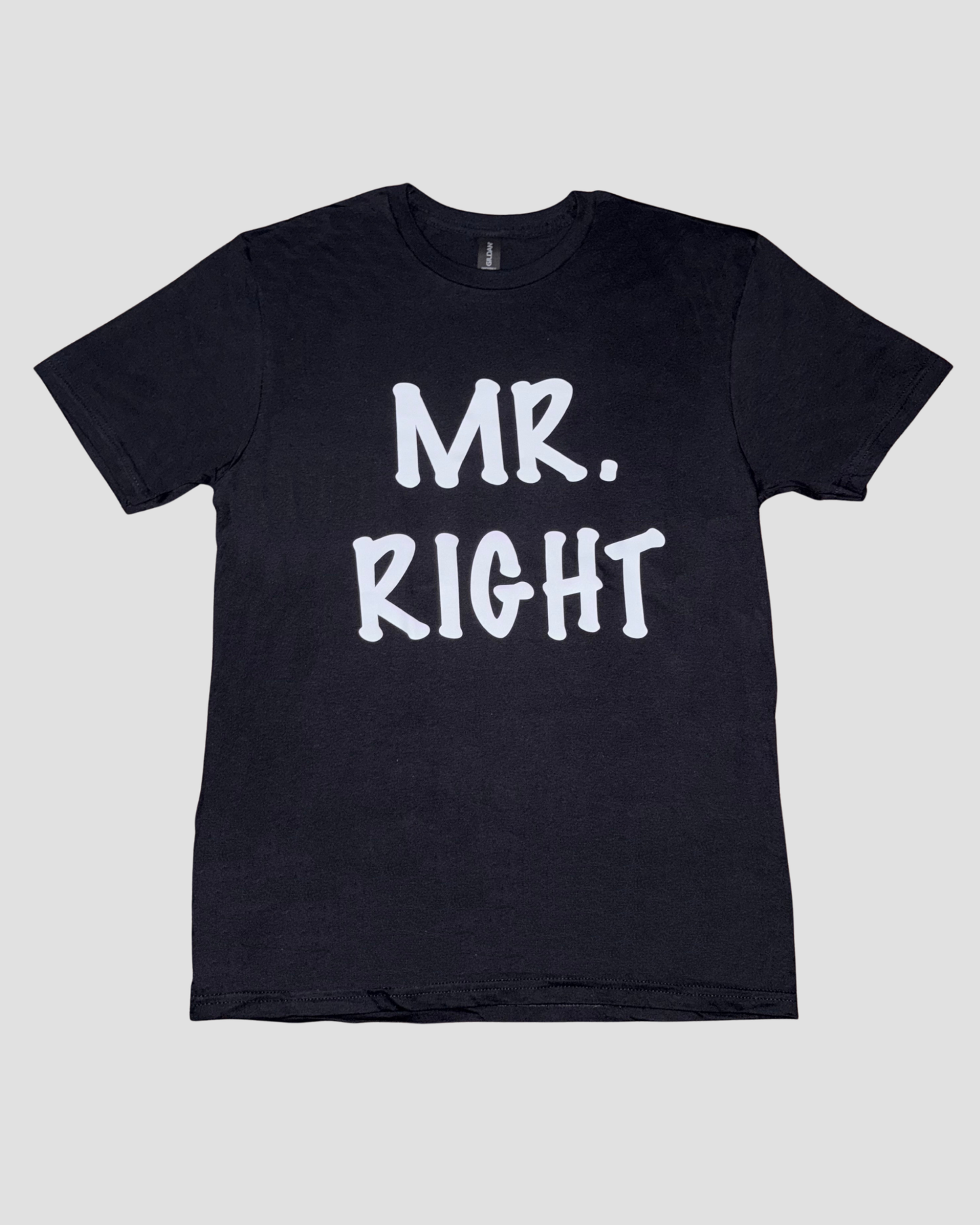 MR. RIGHT GRAPHIC TEE