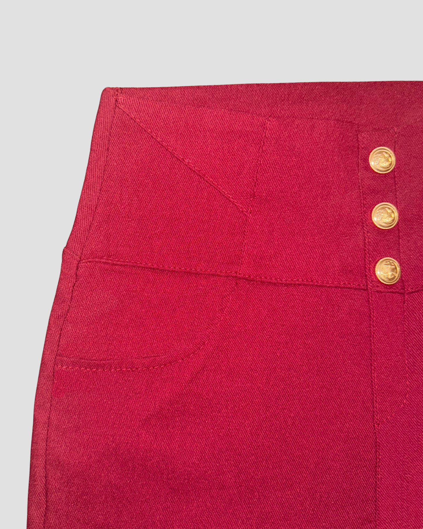 CLASSIC BUTTON RED PANTS