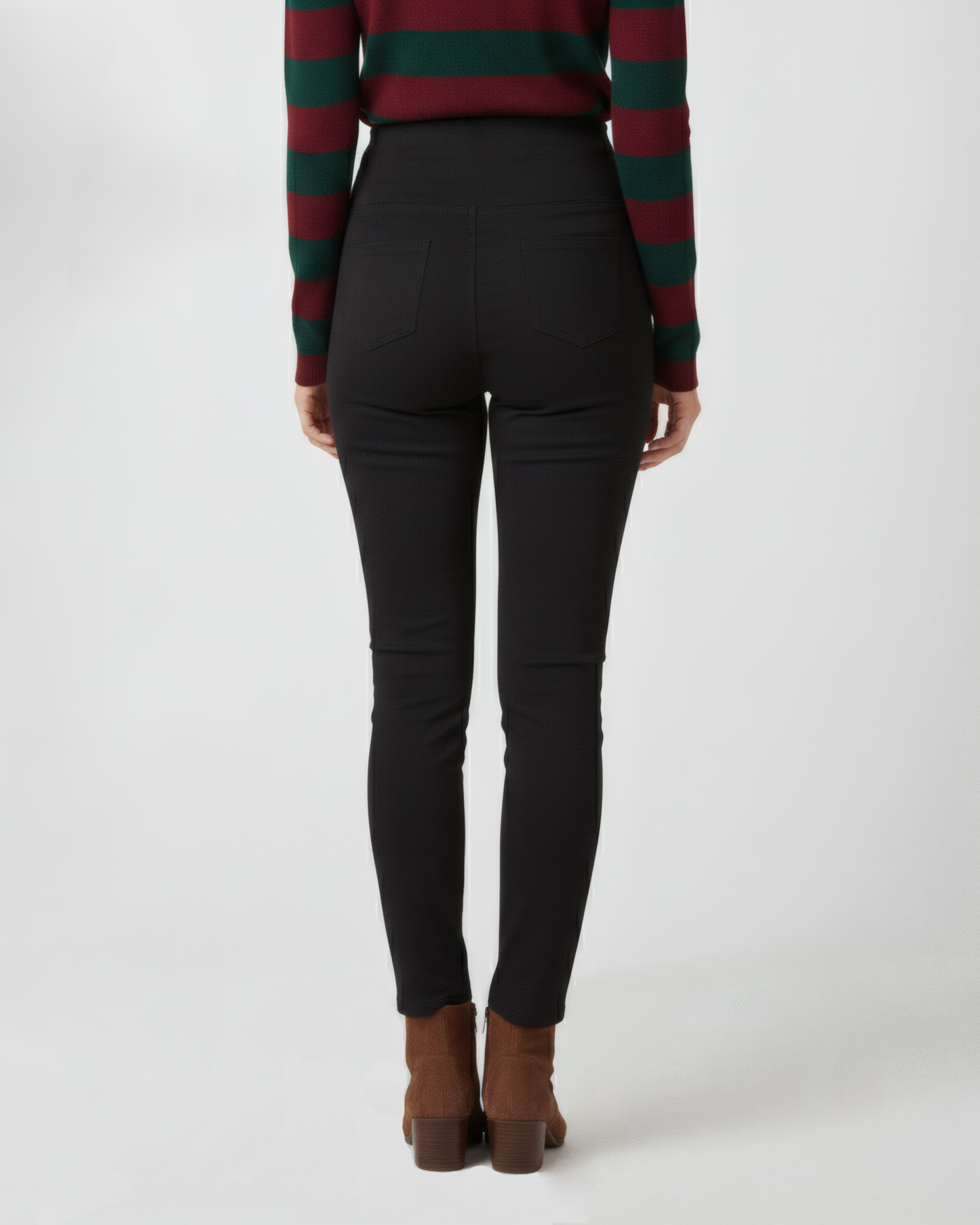 CLASSIC BUTTON BLACK PANTS