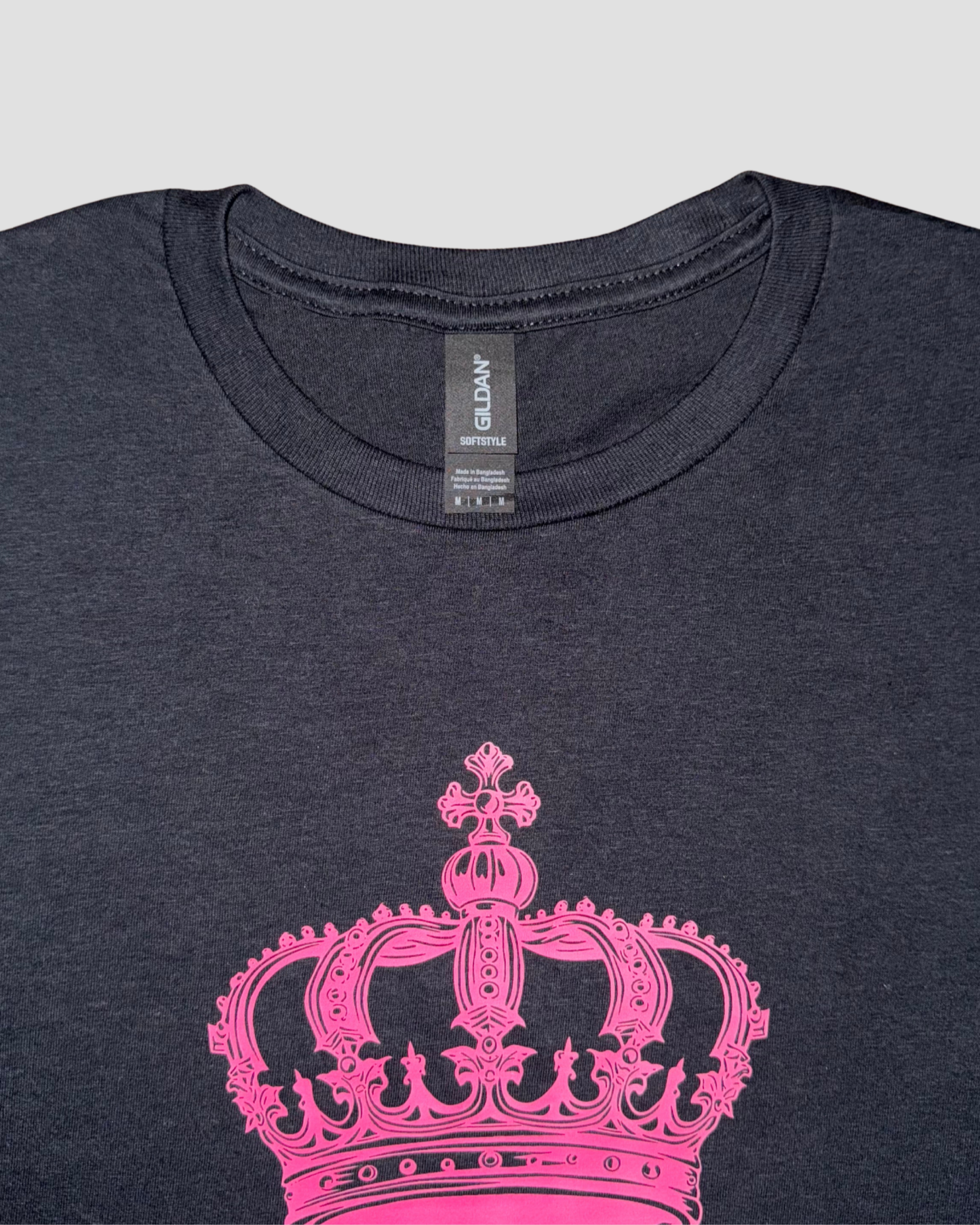 QUEEN CROWN GRAPHIC TEE